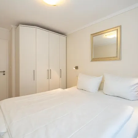 Duenenburg 15 Apartman